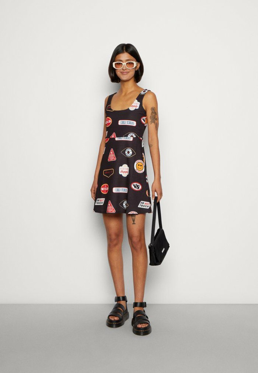 Clothing Vintage Supply | Vintage Supply Mini Dress In Badges Print Day Dress Black