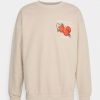 Clothing Vintage Supply | Vintage Supply Overdyed With Apples Chest Graphic Unisex Sweatshirt Od Honey Peach