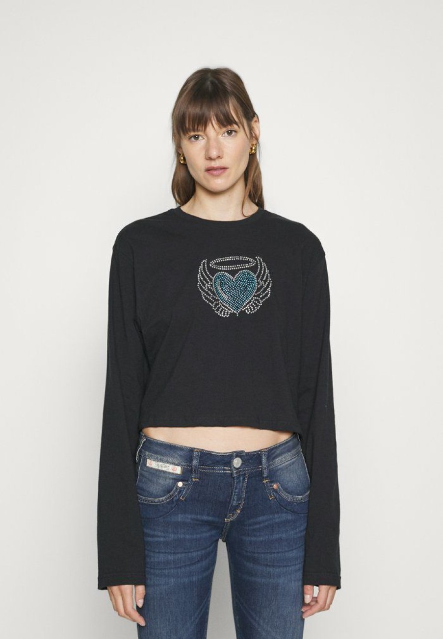 Clothing Vintage Supply | Vintage Supply Long Sleeve With Wings Long Sleeved Top Black