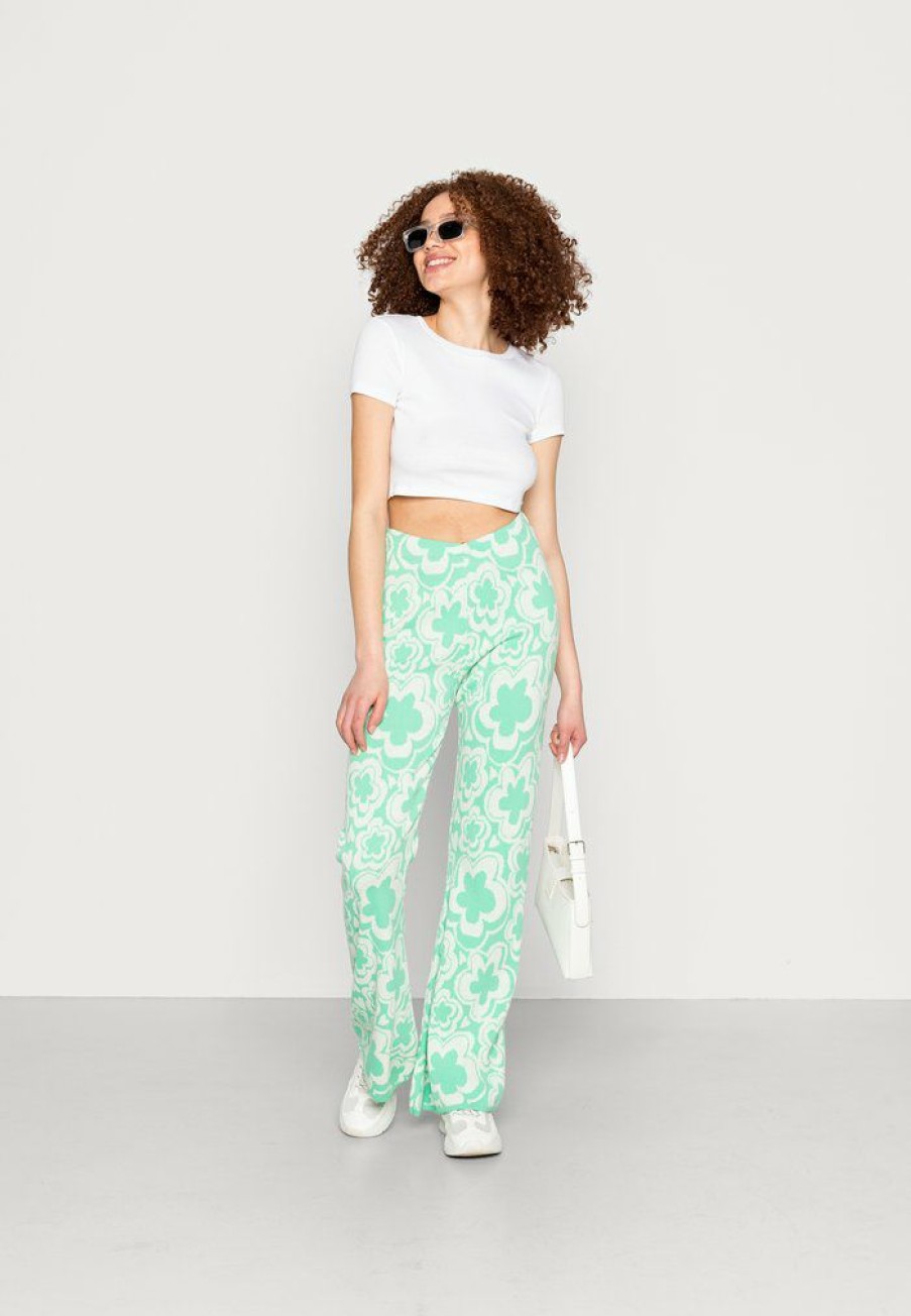 Clothing Vintage Supply | Vintage Supply Flare In Wavy Flower Intarsia Tracksuit Bottoms Green/Off White