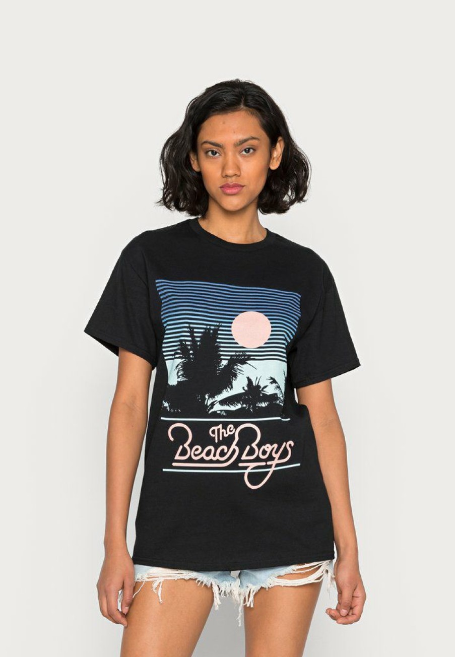 Clothing Vintage Supply | Vintage Supply Snow Washed Oversized Fit With The Beach Boys Print T-Shirt Black